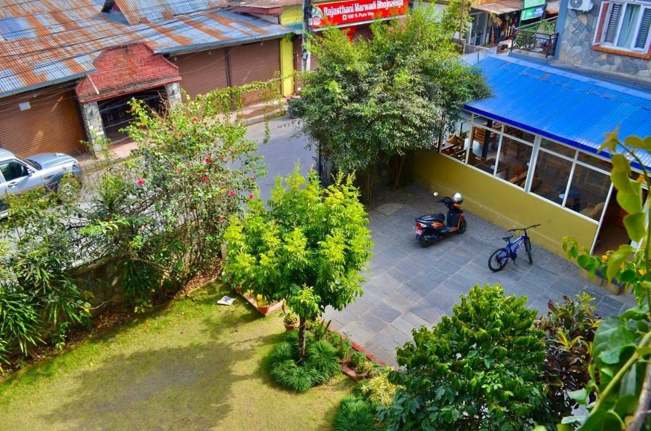 Hotel Homeland&Restaurant Pokhara Exterior foto